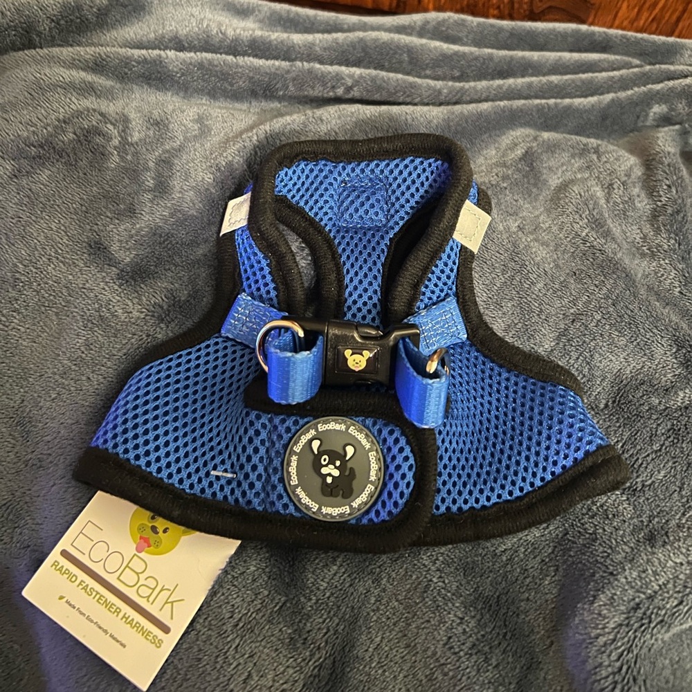 EcoBark Rapid Fastener Harness XS, made from eco friendly materials, new w/tag